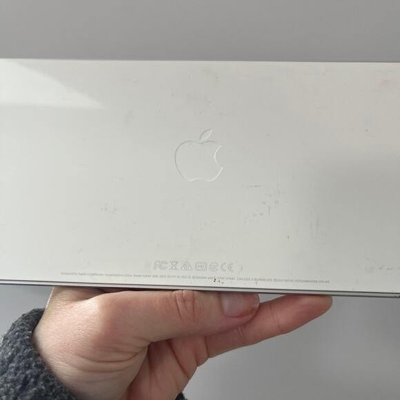 Apple Magic Wireless Bluetooth Keyboard A1644 - Picture 4 of 6